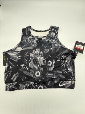 NWT Nike Black & Gray abstract  Floral Crop Tank